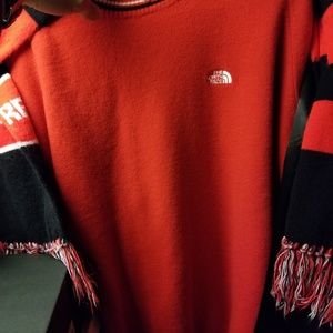 Vintage north face "bred" color crewneck sweater